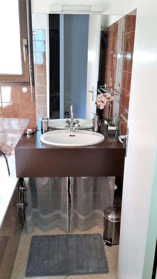 Apartamento T2, Hypercentre, Calme, Terrasse, Parking Bagnères-de-Luchon
